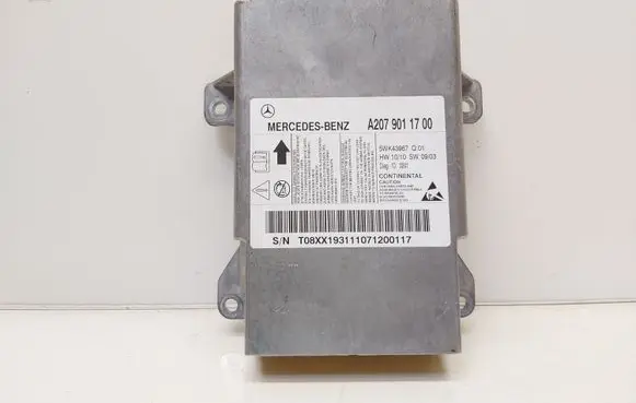 Mercedes-Benz E C207 W207 Airbag control unit/module A2079011700