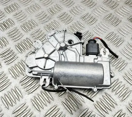 Skoda Superb B8 (3V) Tailgate/trunk/boot lift motor 5TA827887C