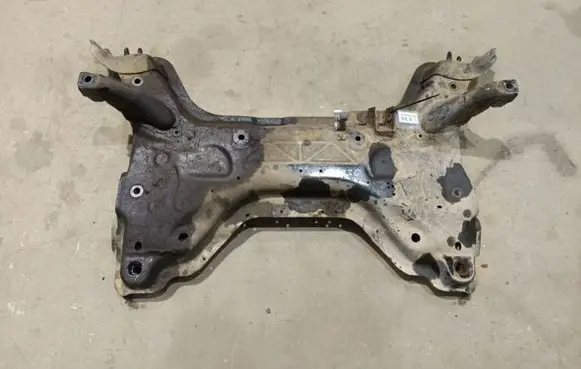 Citroen C4 Grand Picasso Front subframe 