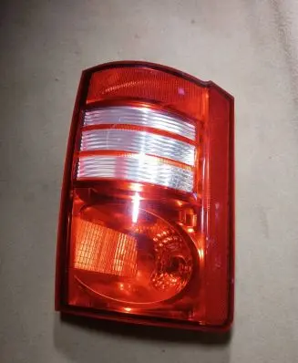 Chrysler Town & Country V Rear/tail lights