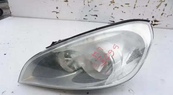 Volvo S60 Headlight/headlamp