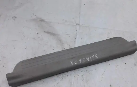 KIA Ceed Front sill trim cover 858731H000