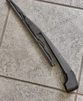 BMW X5 F15 Rear wiper blade A5724