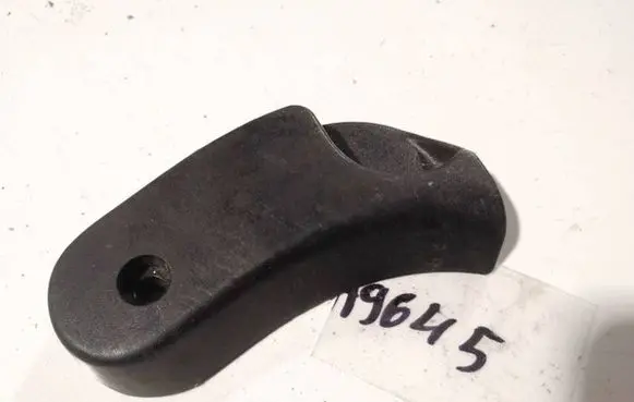 Engine bonnet (hood) release handle