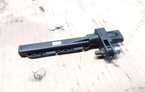BMW 5 F10 F11 Crankshaft position sensor 7806782