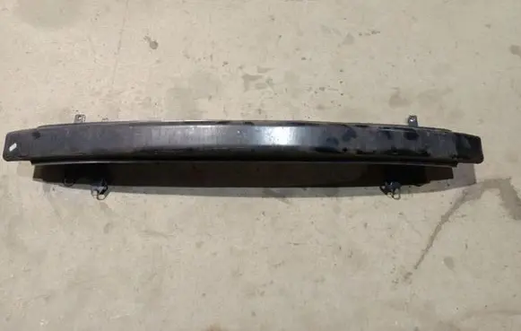 Volkswagen Polo IV 9N3 Front bumper cross member