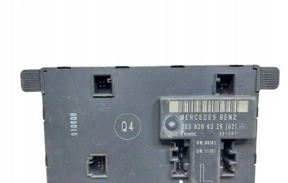 Mercedes-Benz C W203 Door control unit/module 2038206326