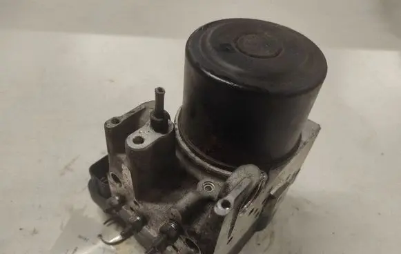 Lexus IS 220D-250-350 ABS Pump 10H532995 4454053240 8954153110