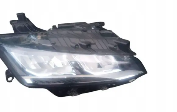 Peugeot 308 Headlight/headlamp