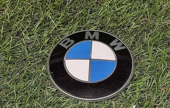 BMW 3 GT F34 Manufacturer badge logo/emblem 7288752 728875202 10333410