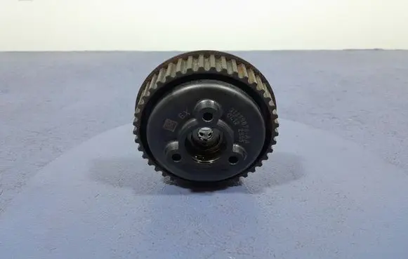 Volvo XC90 Camshaft pulley/ VANOS 31375876