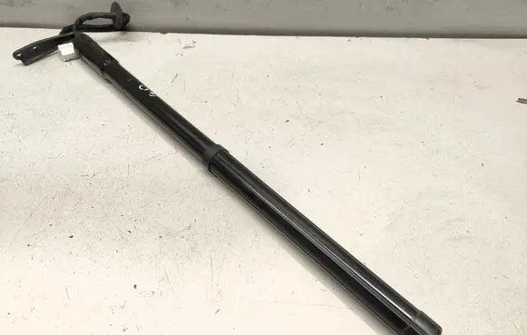 Nissan X-Trail T32 Tailgate/trunk strut/damper 905614CL2A