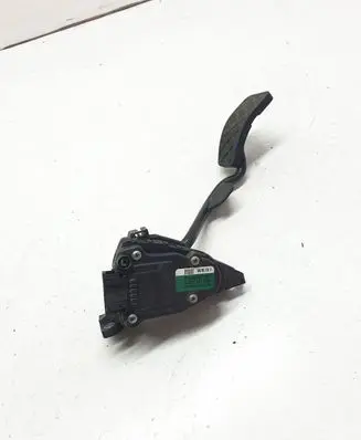 Audi A4 S4 B7 8E 8H Accelerator throttle pedal 8E2721523E 6PV00802634