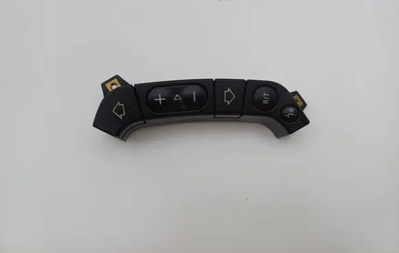 BMW 5 E39 Steering wheel buttons/switches 6903396