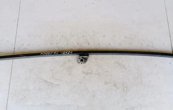 Ford Mondeo MK II Roof bar rail