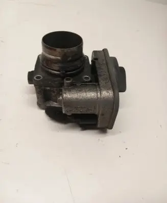 Opel Meriva B Throttle valve 8981052100 B102370661