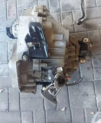 Volkswagen Transporter - Caravelle T5 Manual 6 speed gearbox PAQ