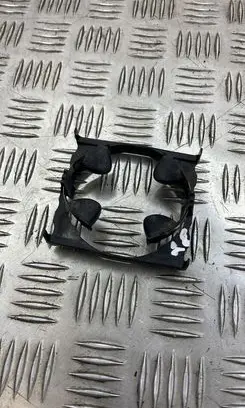 Cup holder front