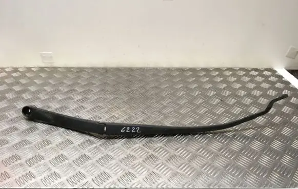 Hyundai i30 Windshield/front glass wiper blade 