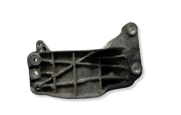 Jeep Grand Cherokee A/C compressor mount bracket 
