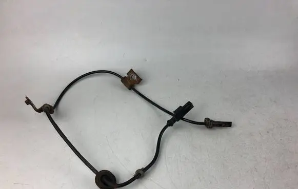 Subaru Outback ABS brake wheel speed sensor 27540AG01