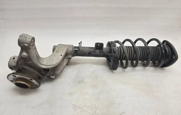 Volvo XC40 Front wheel hub 32221857 32283432