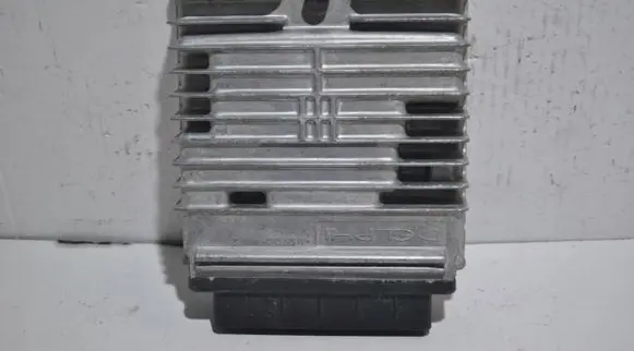Ford Mondeo Mk III Engine control unit/module 12A650
