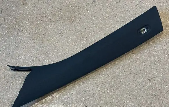 Mercedes-Benz E W213 (A) pillar trim A2136900525