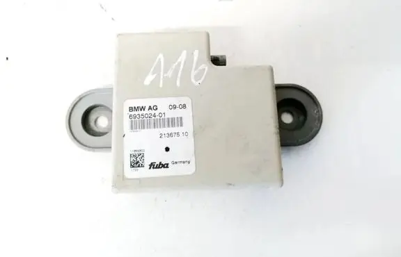 BMW 5 E60 E61 Antenna control unit 693502401 6935024-01