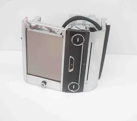 Maserati Quattroporte Radio/CD/DVD/GPS head unit 68212905AA 670007290