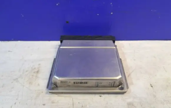 Volvo S60 Engine control unit/module 30668478 30668478A