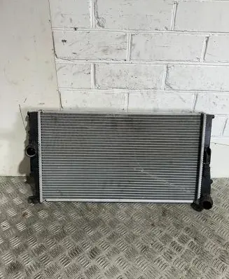 BMW 3 F30 F35 F31 Coolant radiator 6081401E