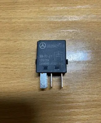 Mercedes-Benz A W168 Other relay 0025421119 C2845