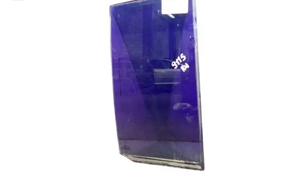 Volkswagen Touran I Front door window glass four-door