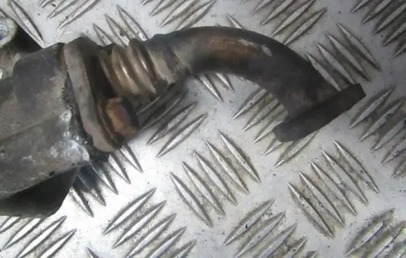 Mitsubishi Pajero EGR valve line/pipe/hose