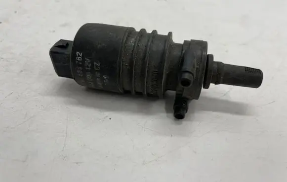 Opel Zafira C Windscreen/windshield washer pump