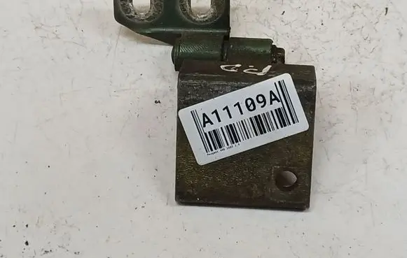 Peugeot 406 Front door upper hinge 