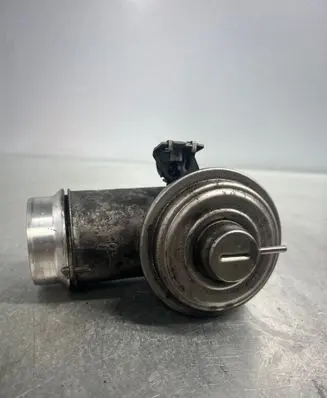 BMW 3 E90 E91 EGR valve 70051200