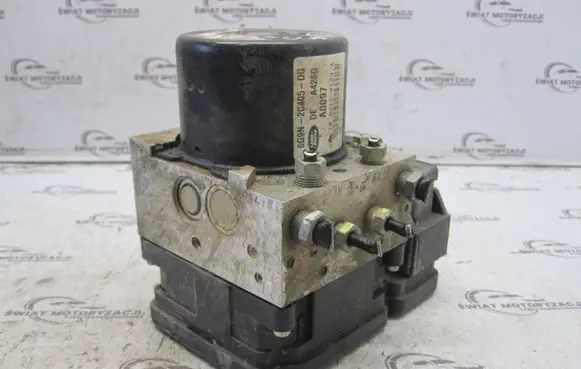 Land Rover Discovery 3 - LR3 ABS Pump 6G9N-2C405-DG