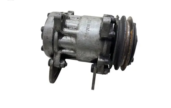Audi 80 90 B3 Air conditioning (A/C) compressor (pump) B709S2