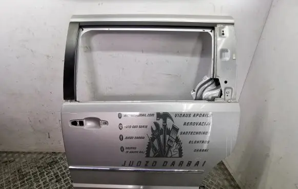 Chrysler Grand Voyager V Rear door