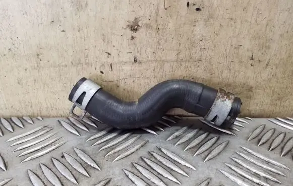 Toyota Avensis T250 Engine coolant pipe/hose