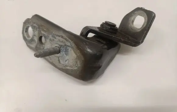 Ford Mondeo MK V Front door upper hinge