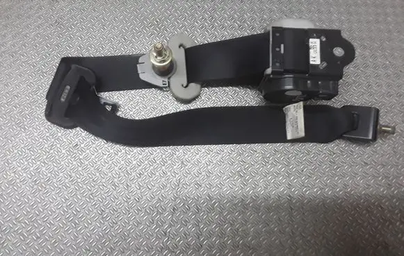 Mazda 5 Rear seatbelt 0434089