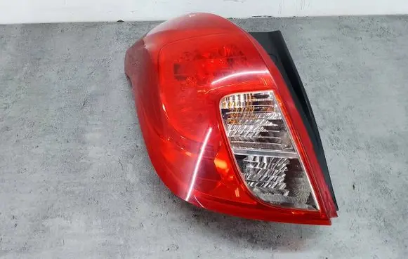 Opel Mokka X Rear/tail lights 42558888