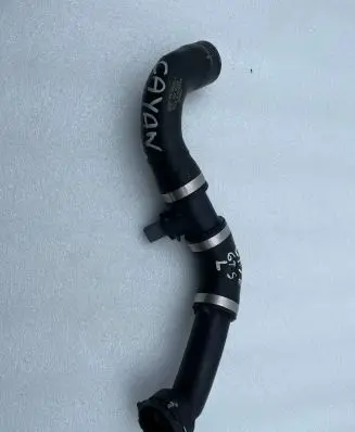 Porsche Cayenne (92A) Engine coolant pipe/hose 7P5122291