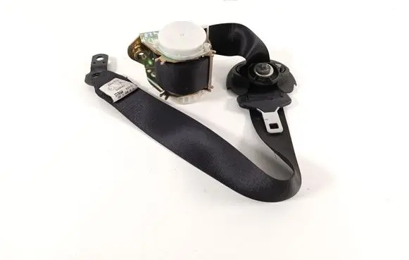 BMW X3 E83 Front seatbelt 3448368