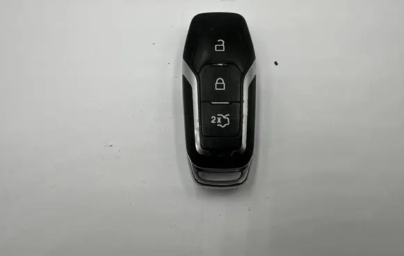 Ford Mondeo MK V Ignition key/card DS7T15K601DD