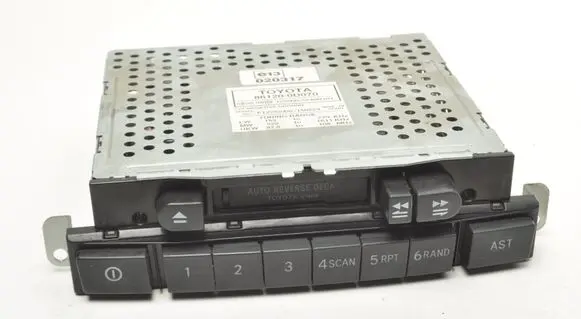 Toyota Yaris Radio/CD/DVD/GPS head unit 861200D070