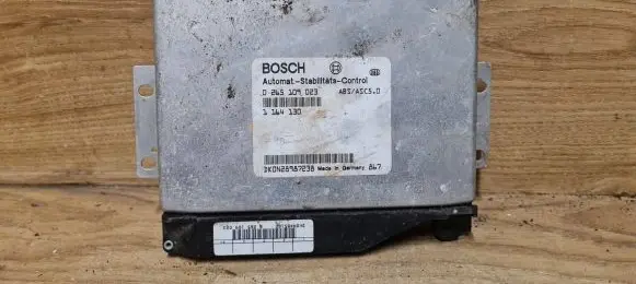 BMW 7 E38 ASC control unit/module 0265109023